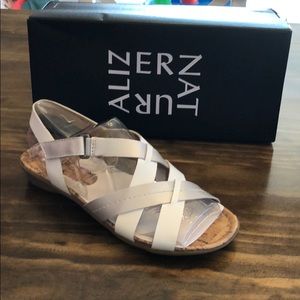 Naturalized sandals. NEW!